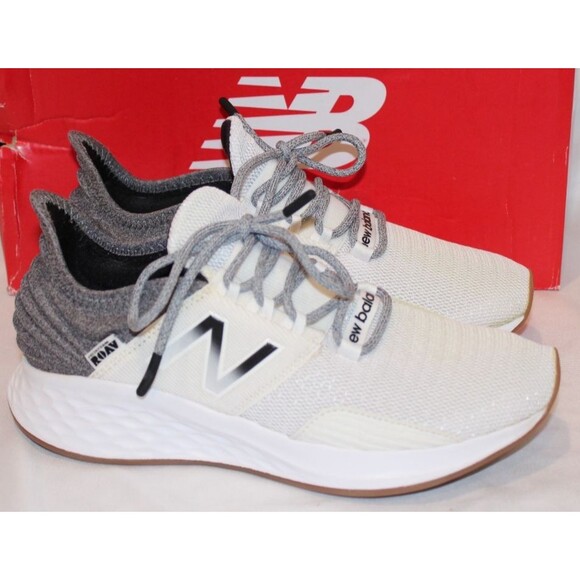New Balance Shoes - New Balance Women's Fresh Foam Roav Lace Up Shoes WHITE BLACK SZ 7 NIB